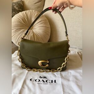 Coach Olive Chain Tabby